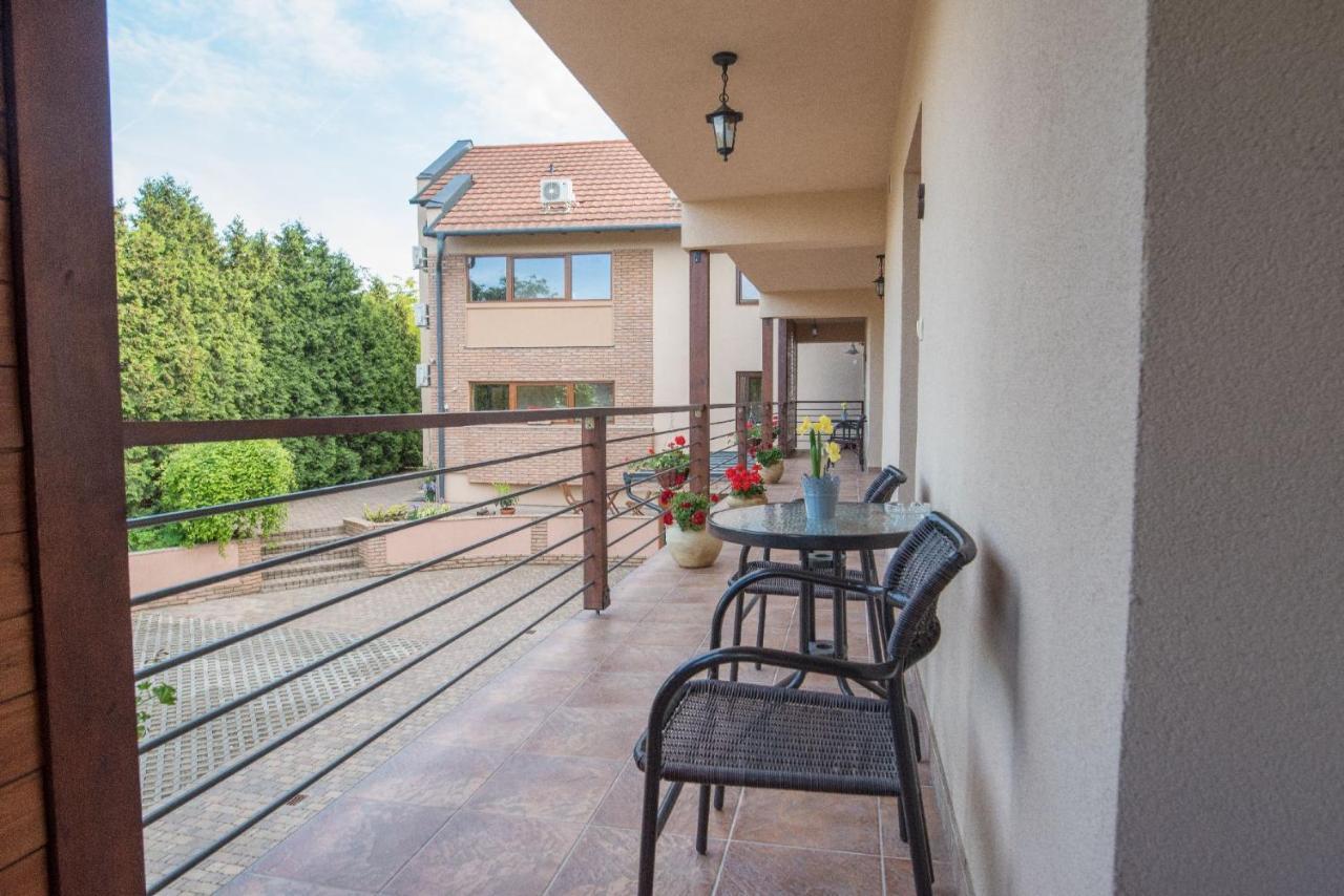 Vegvar Spa Apartman Gyula Dış mekan fotoğraf